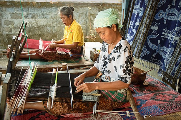 Chinese Weavers